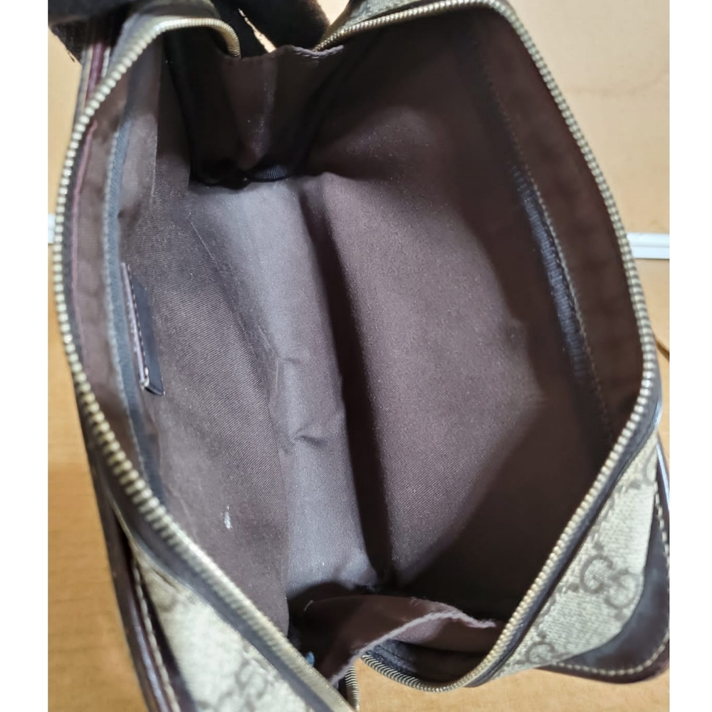 Gucci Gg Supreme Beige/Brown Leather Wristlet - Picture 13 of 13